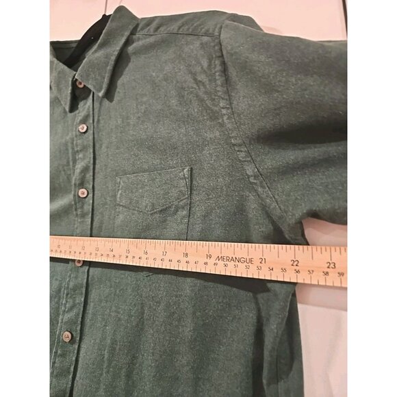 UNTUCKit Casual Button Up Men Large Green Preppy Solid Casual Rugged Masculine - Picture 6 of 10